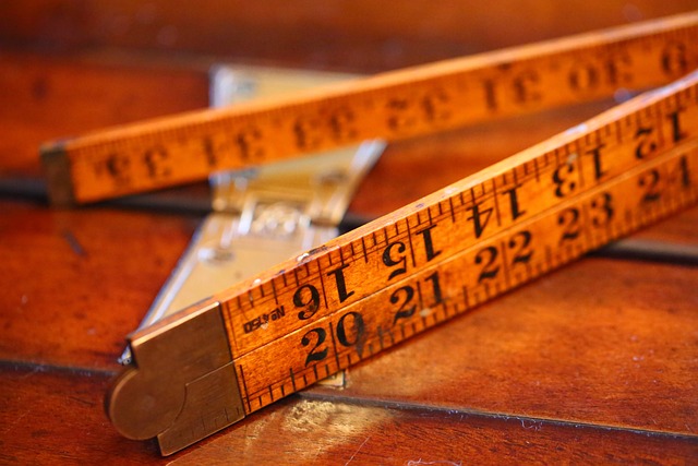 Photo of a measuring tool.